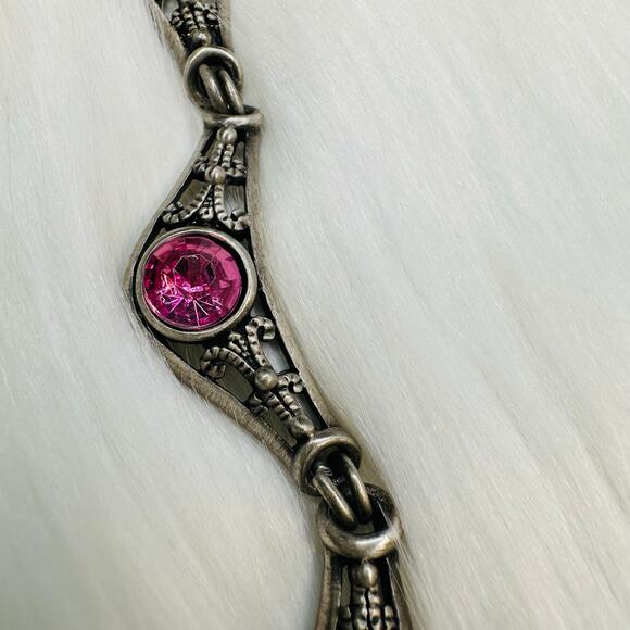 Gothic Victoria Style Statement Collar Necklace - Picture 5 of 8